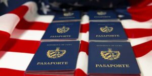 Más de un centenar de represores cubanos han emigrado a Estados Unidos