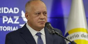 Arrestan a un cuarto estadounidense en Venezuela vinculado al supuesto plan para asesinar a Maduro