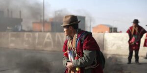 Bolivia ve agravada su crisis política y económica