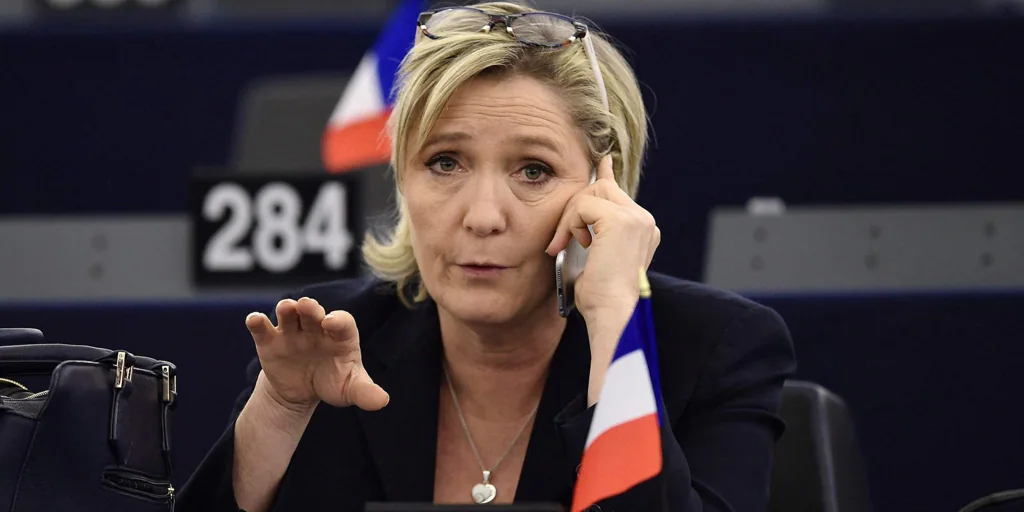 Comienza el proceso contra los Le Pen por malversación de fondos de la UE