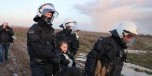 Detenida en Dinamarca la activista Greta Thunberg durante una protesta contra la ofensiva de Israel en Gaza