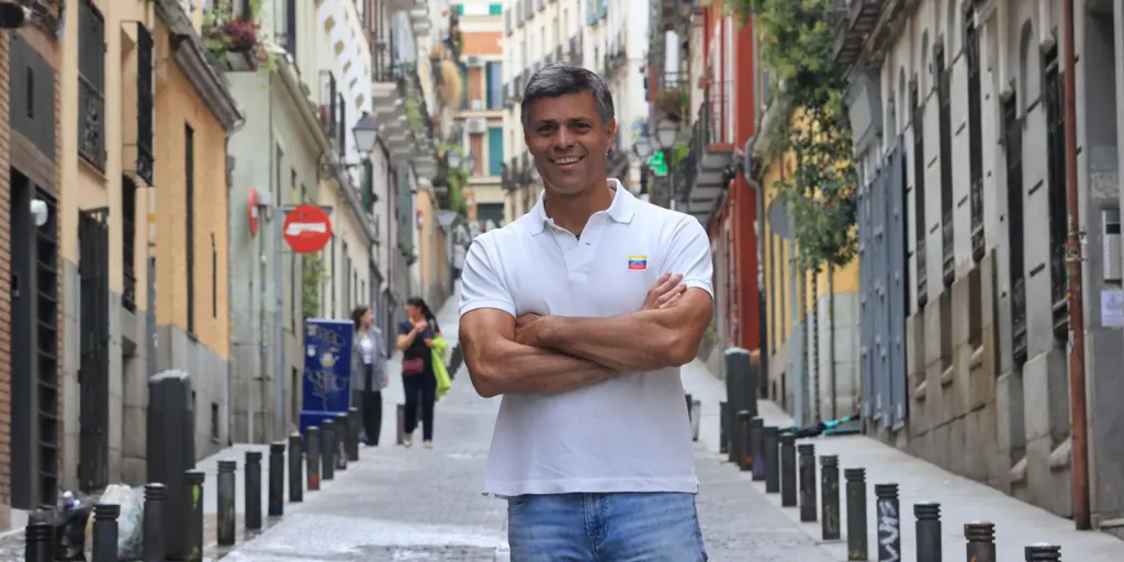 «El Gobierno español puede ser mucho más claro y dar un paso reconociendo a Edmundo González como presidente»