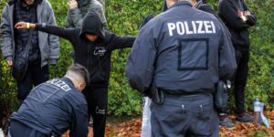 Los países vecinos de Alemania se oponen a su rechazo de inmigrantes en la frontera