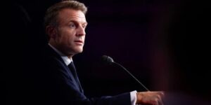 Macron, «figurante» de la crisis de finanzas pública que él mismo agravó