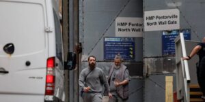 Reino Unido empieza a liberar a 5.500 presos para aliviar el hacinamiento en las cárceles
