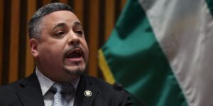 Renuncia el jefe de la Policía de Nueva York salpicado por una investigación por corrupción