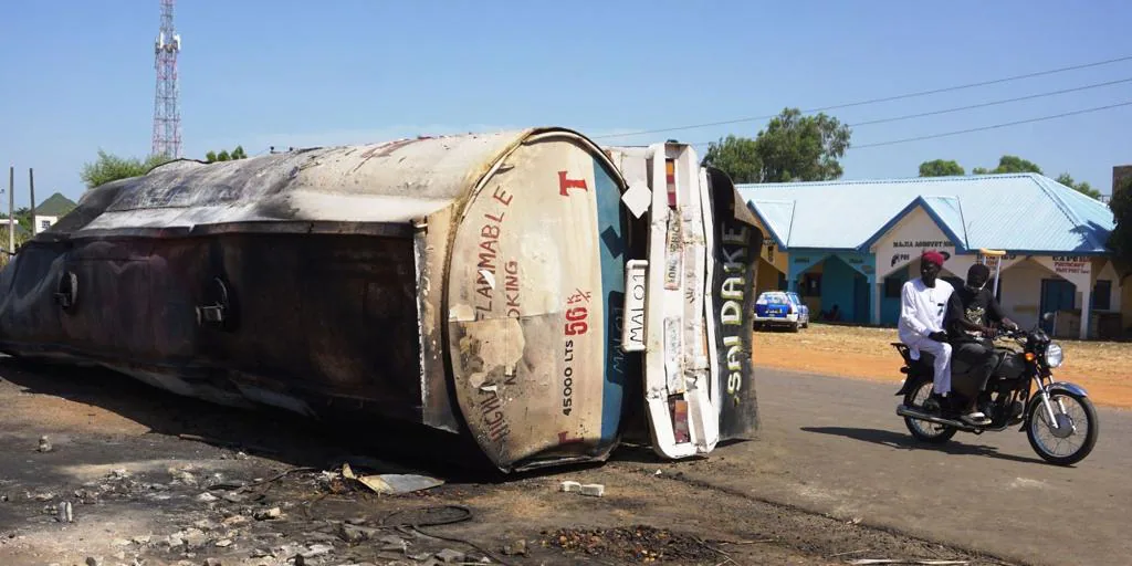 Ascienden a 153 los muertos por la explosión de un camión cisterna en el norte de Nigeria