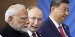 José M. de Areilza: Rusia no está sola