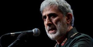 La 'resurrección' de Esmail Qaani, jefe de la Fuerza Quds iraní, tras darlo por muerto en Beirut