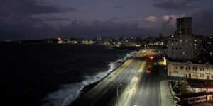 Reestablecida en Cuba la conexión del servicio eléctrico tras cuatro días de apagón general