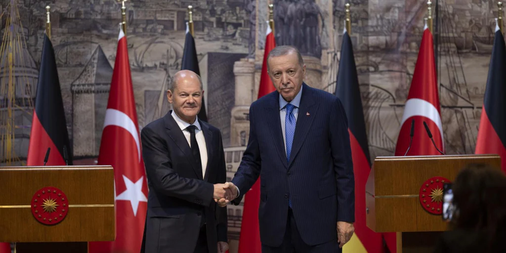 Scholz da el visto bueno a la exportación de Eurofighter a Turquía