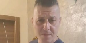 Un policía, grave tras ser linchado por matar a un tiktoker en Italia después de una discusión de tráfico