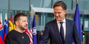 Zelenski apremia a los europeos para que inicien el proceso de ingreso de Ucrania en la OTAN
