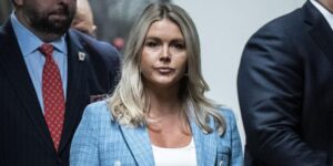 Trump designa a la portavoz de su campaña electoral, Karoline Leavitt, como secretaria de prensa de la Casa Blanca