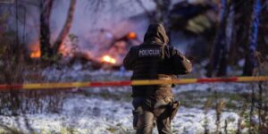 España y Alemania investigan si hubo sabotaje en el avión que se estrelló en Lituania y en el que ha muerto un piloto español
