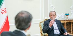 Irán anuncia la activación de «un número sustancial» de centrifugadoras tras la resolución de la junta del OIEA