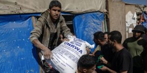 Israel notifica a la ONU el final de la cooperación con Unrwa a las puertas de una posible hambruna en Gaza