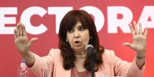 La Justicia argentina confirma la condena de Cristina Kirchner a seis años de prisión