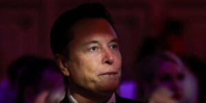 Musk se reúne con el embajador iraní ante la ONU para apaciguar las tensiones entre Washington y Teherán