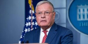 Trump nomina al general retirado Keith Kellogg como enviado para Ucrania y Rusia
