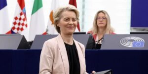 Von der Leyen anuncia una estrategia de competitividad para superar la brecha con China y EE.UU.