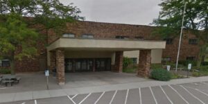 Al menos cinco muertos, incluido el autor, en un tiroteo en las inmediaciones de un colegio en Wisconsin