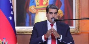 Argentina denuncia a Venezuela por detener a un gendarme y a un empleado de la embajada