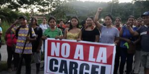 El Gobierno de Noboa cede y cambia de lugar la mega cárcel