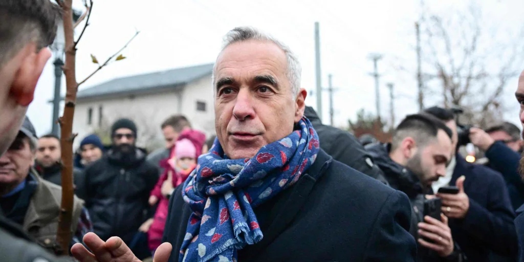 Georgescu demanda a varias instancias de la Administración estatal de Rumanía