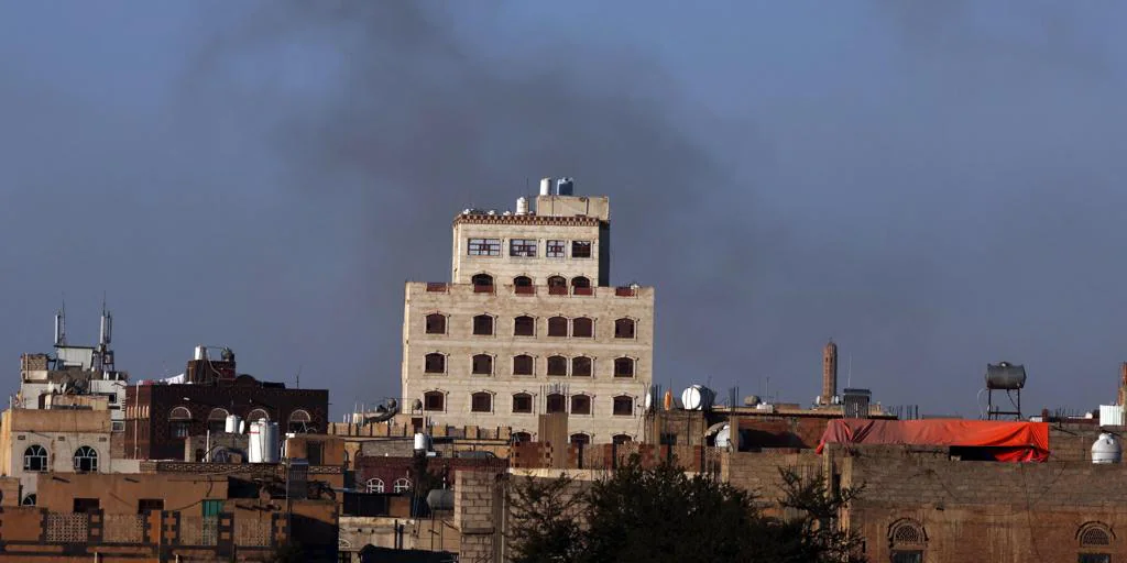 Israel informa de que ha golpeado «objetivos militares» hutíes en Yemen