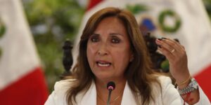 La presidenta de Perú abre el debate sobre la pena de muerte mientras avanzan varias investigaciones contra ella