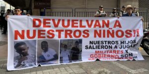 Las familias de los niños desaparecidos en Ecuador esperan los resultados forenses de unos cuerpos calcinados