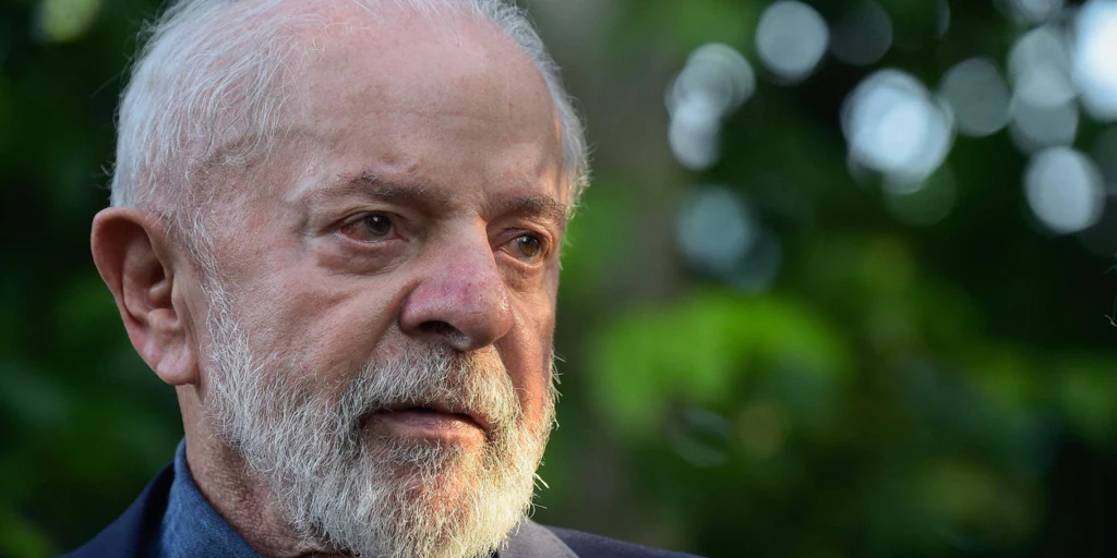 Lula vuelve al quirófano y responde bien a la cirugía