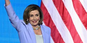 Nancy Pelosi, sometida a un reemplazo de cadera de urgencia en Luxemburgo