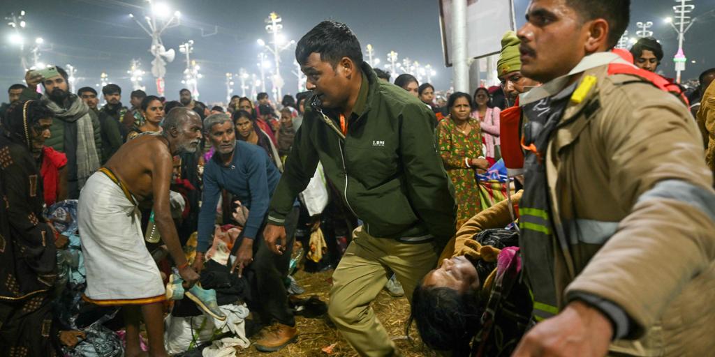 Al menos 15 muertos en la India por una estampida en la mayor fiesta religiosa del mundo