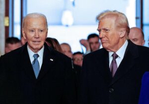 El juramento de 35 palabras con el que Trump se convierte de nuevo en presidente de EE.UU.