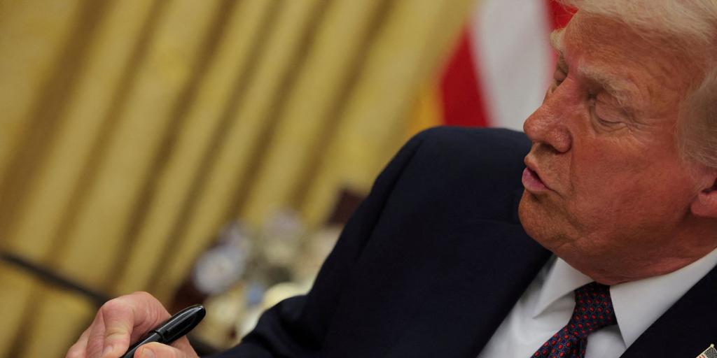 El repliegue de EE.UU. lleva a Trump a focalizarse más en el entorno americano