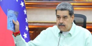 Maduro rompe con Paraguay y Chile retira a su embajador en Caracas