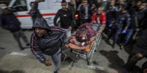 Mueren al menos 50 palestinos por ataques israelíes en la madrugada del jueves