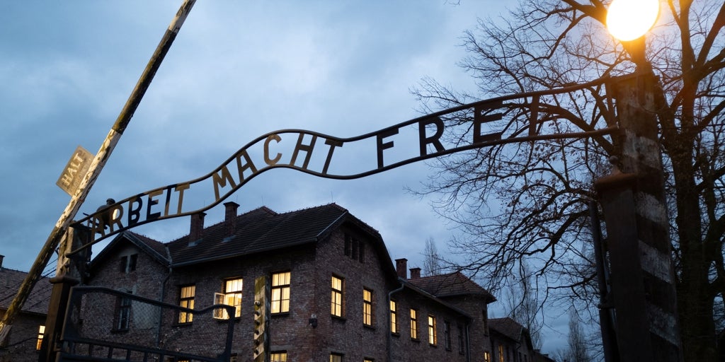 Señal en directo de los actos por el 80 aniversario de la liberación de Auschwitz