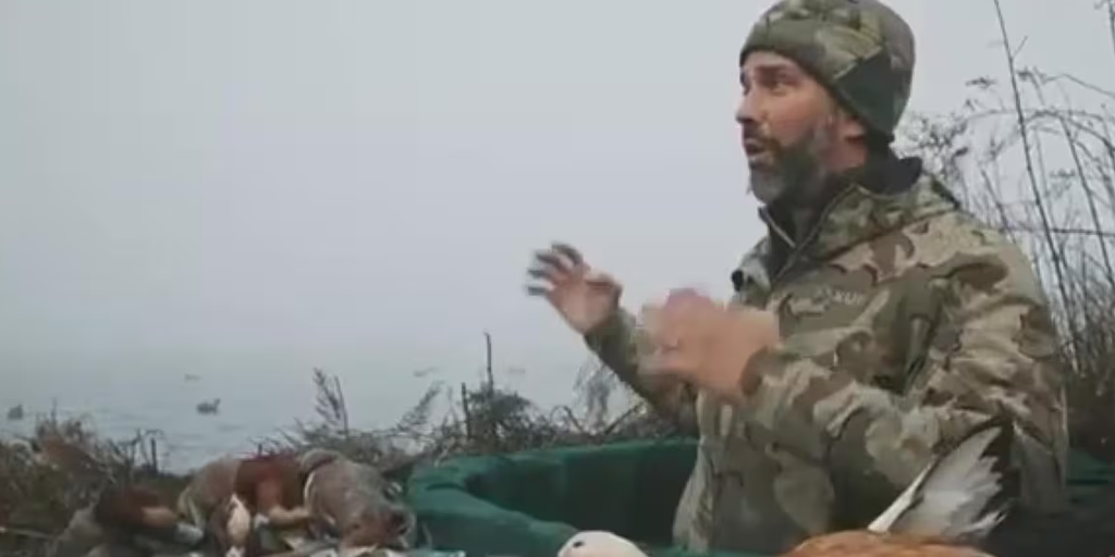 Donald Trump Jr. caza patos en una zona protegida de la laguna de Venecia