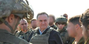 El ministro de Defensa de Israel afirma que España está «obligada por ley» a acoger a los residentes en Gaza