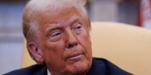 Trump dice que se reunirá «probablemente» con Zelenski la próxima semana