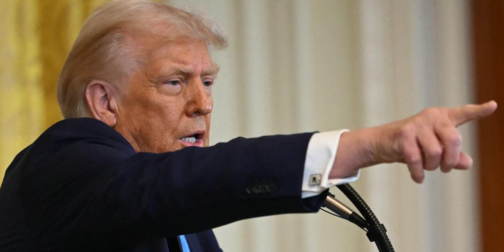 Trump prohíbe los envíos de Shein y Temu