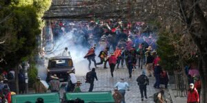 Evo Morales no logra inscribirse candidato tras la violenta marcha de sus seguidores en La Paz