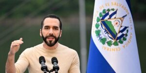 La Iglesia católica de El Salvador pide a Bukele derogar el régimen de excepción impuesto en 2022