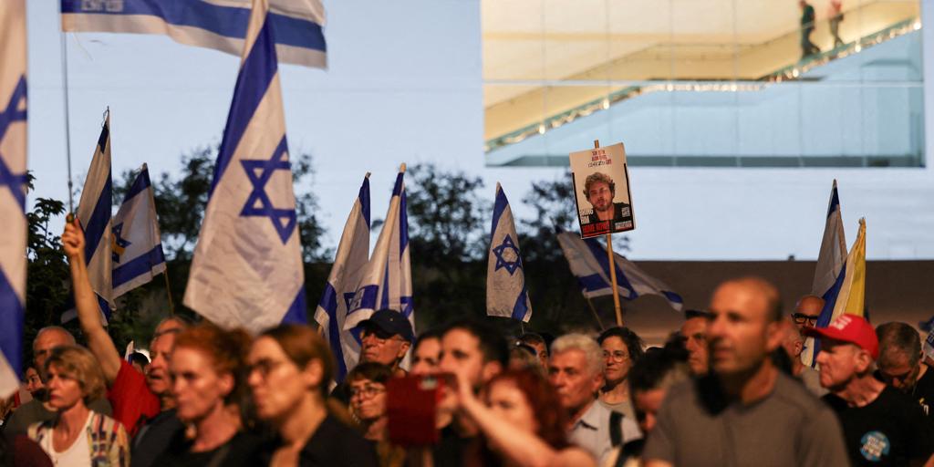 Las familias de los rehenes denuncian el «terrorismo psicológico» de Netanyahu y exigen un acuerdo con Hamás
