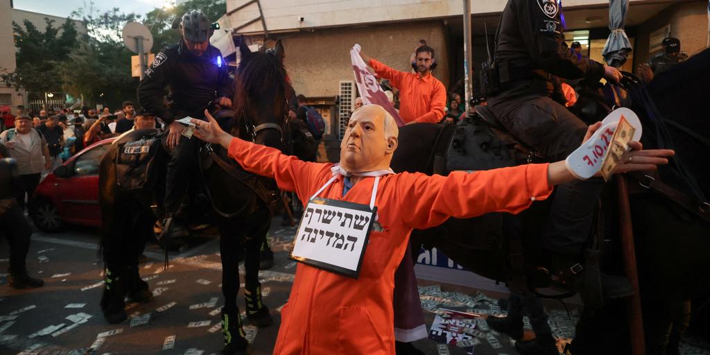 Una protesta de familias de rehenes de Hamás contra Israel acaba con 60 detenidos