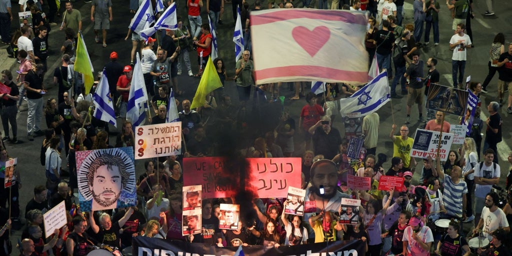 Israel cree que Hamás tiene 24 rehenes aún con vida, de los 251 que capturó