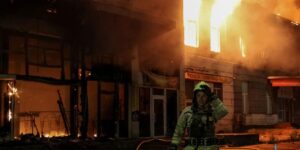 Rusia afirma que el devastador bombardeo contra Ucrania es su «respuesta» a los ataques «terroristas» de Kiev